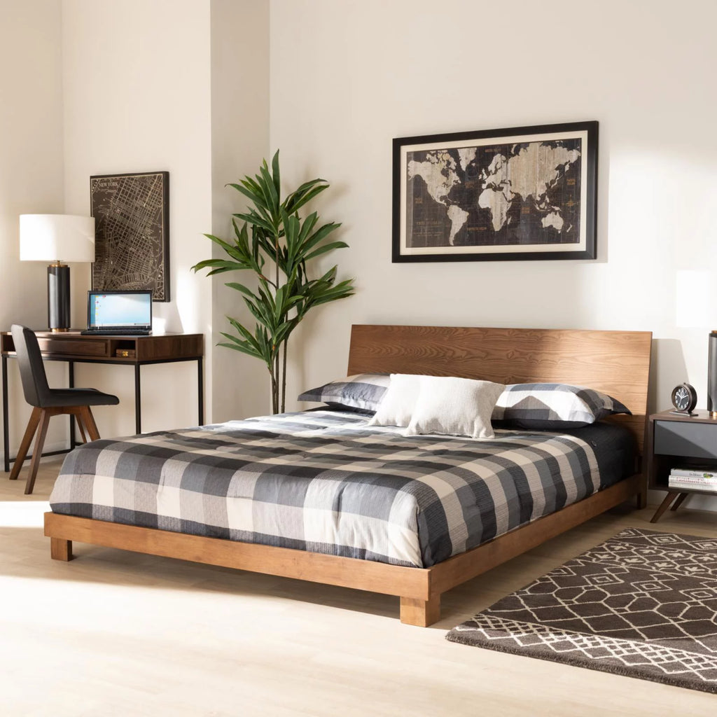 Brown Finished Wood Queen Size Platform Bed H451