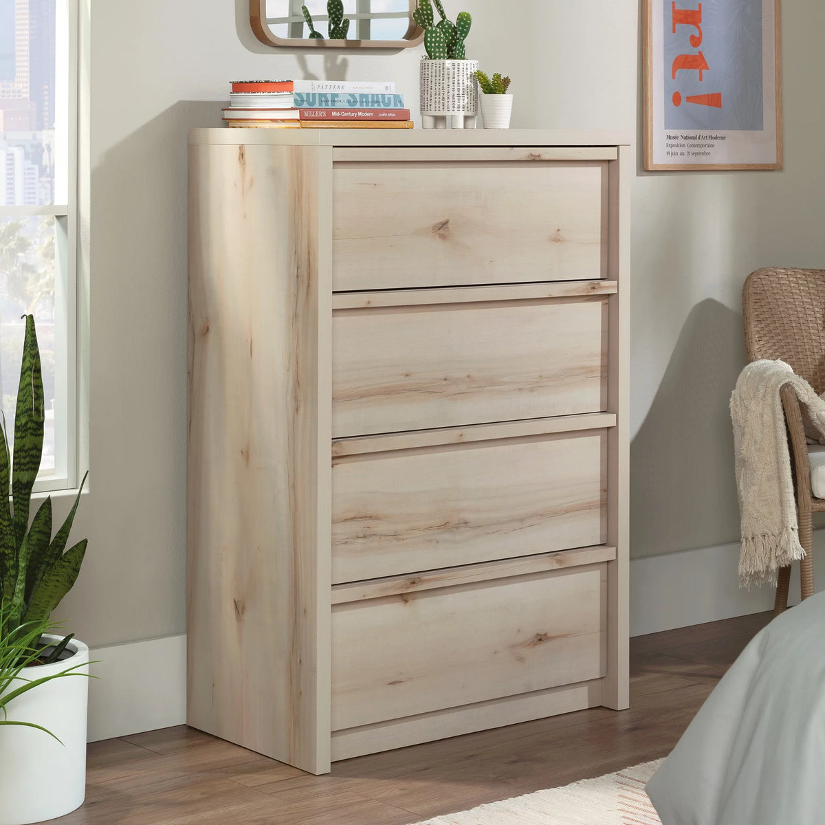 4 Drawer Dresser E9575