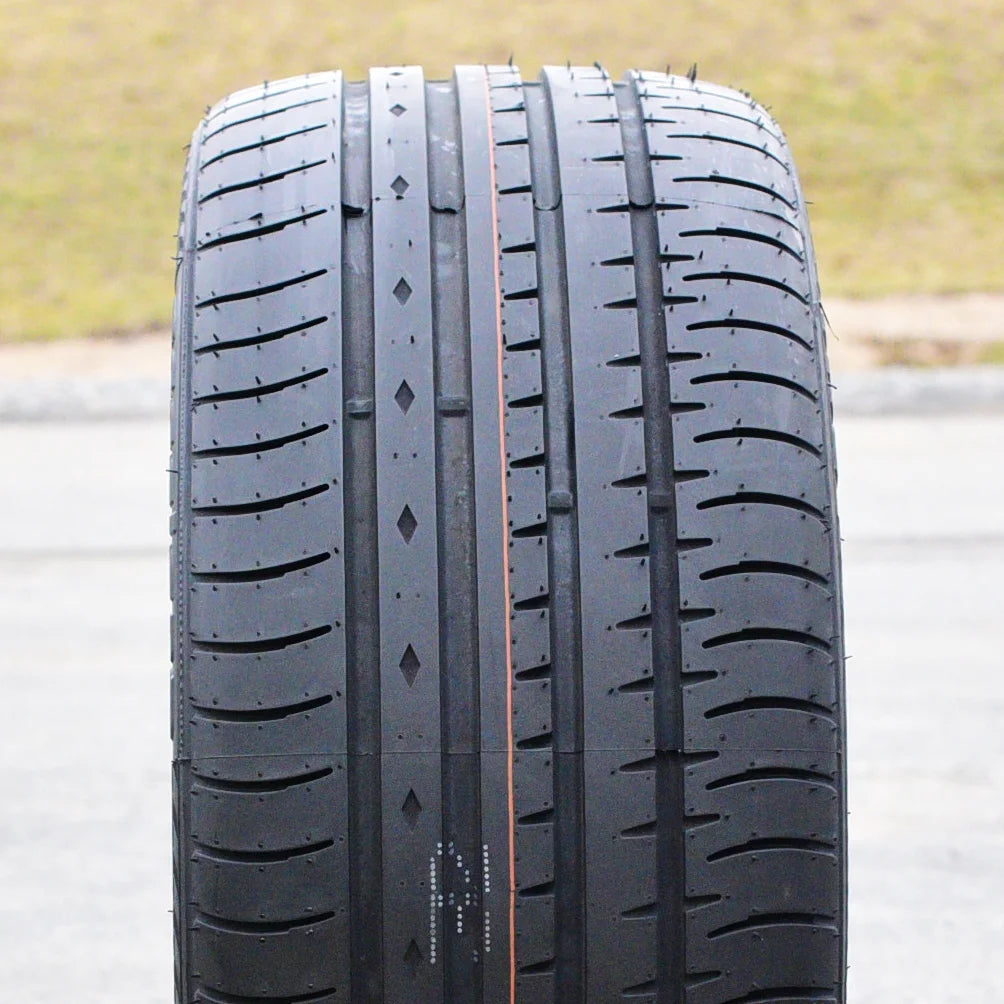 Set of 4 205/45R18 High Performance Tires E61649