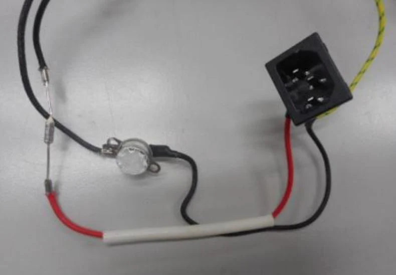 Power Connector with Fuse R236435