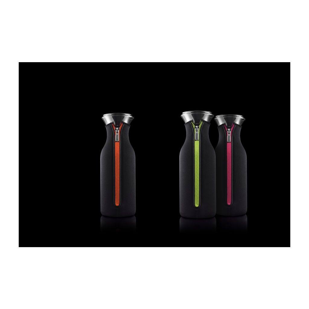 Black 1-Liter Fridge Carafe with Neoprene Cover V5806