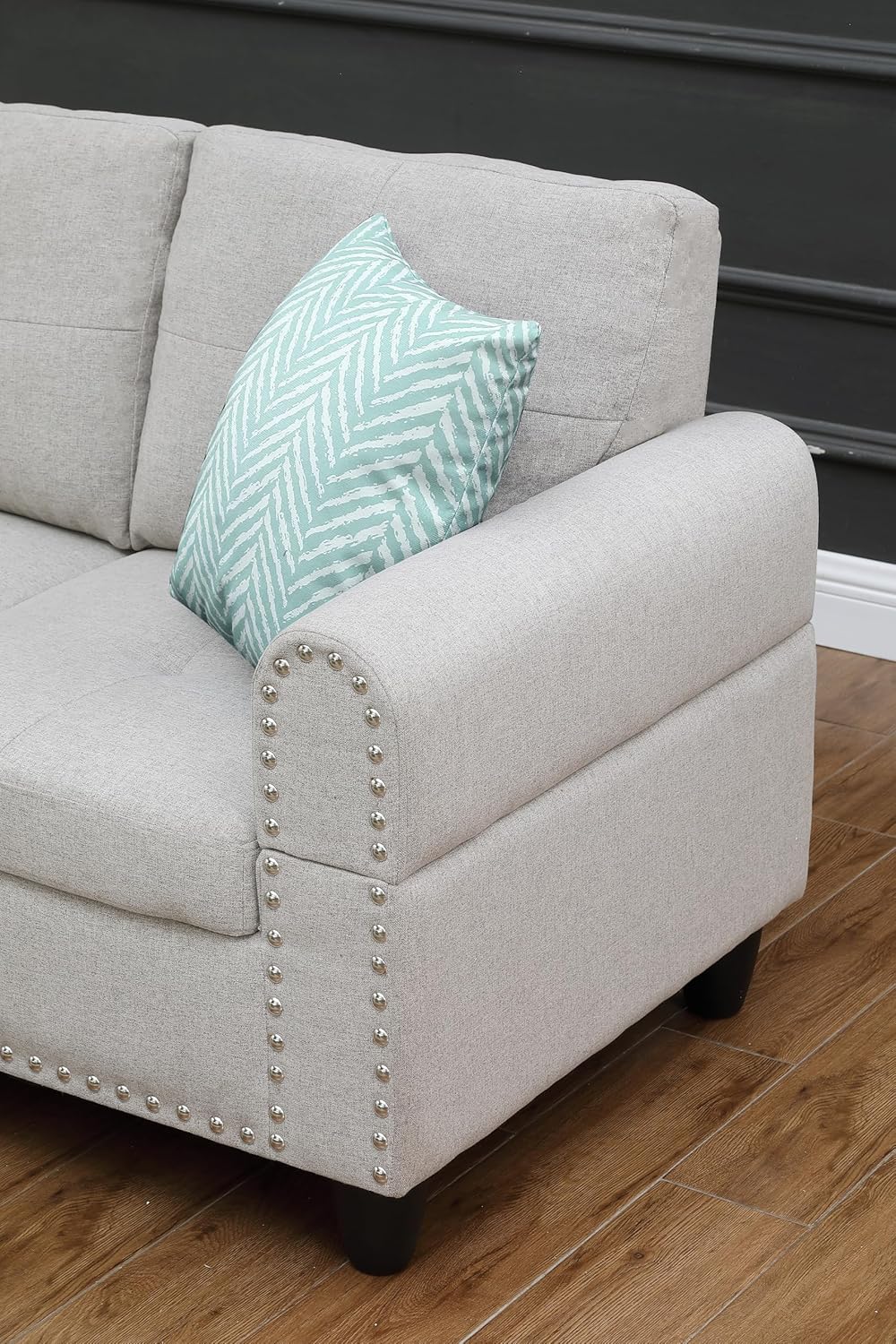 Light Gray L-Shaped Upholstered Sofa & Chaise with Storage Ottoman and Cup Holders D279