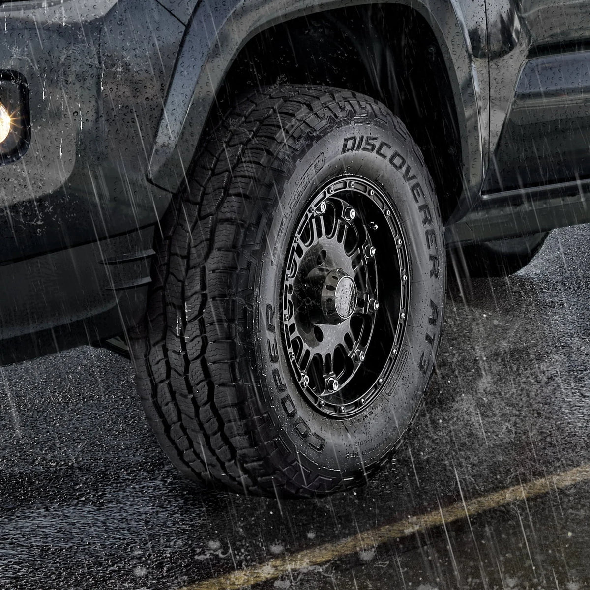 All-Season 275/60R20 115T Tire D253